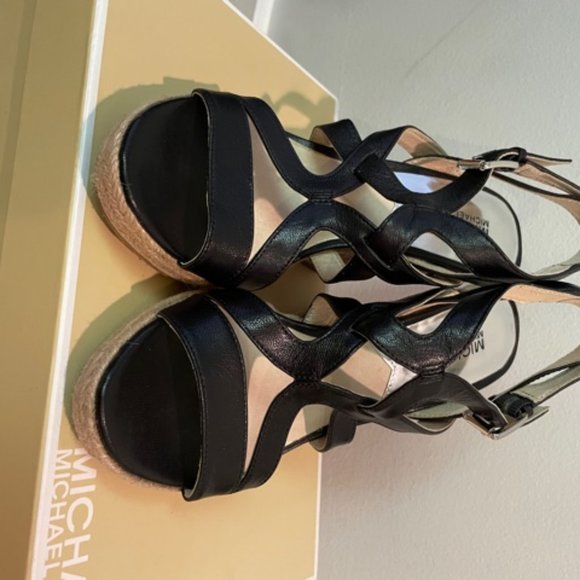 Michael Kors Shoes main image 2